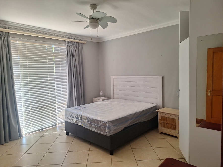 To Let 4 Bedroom Property for Rent in Santareme Eastern Cape